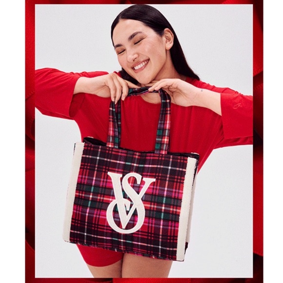 Victoria Secret plaid tote - Picture 2 of 11